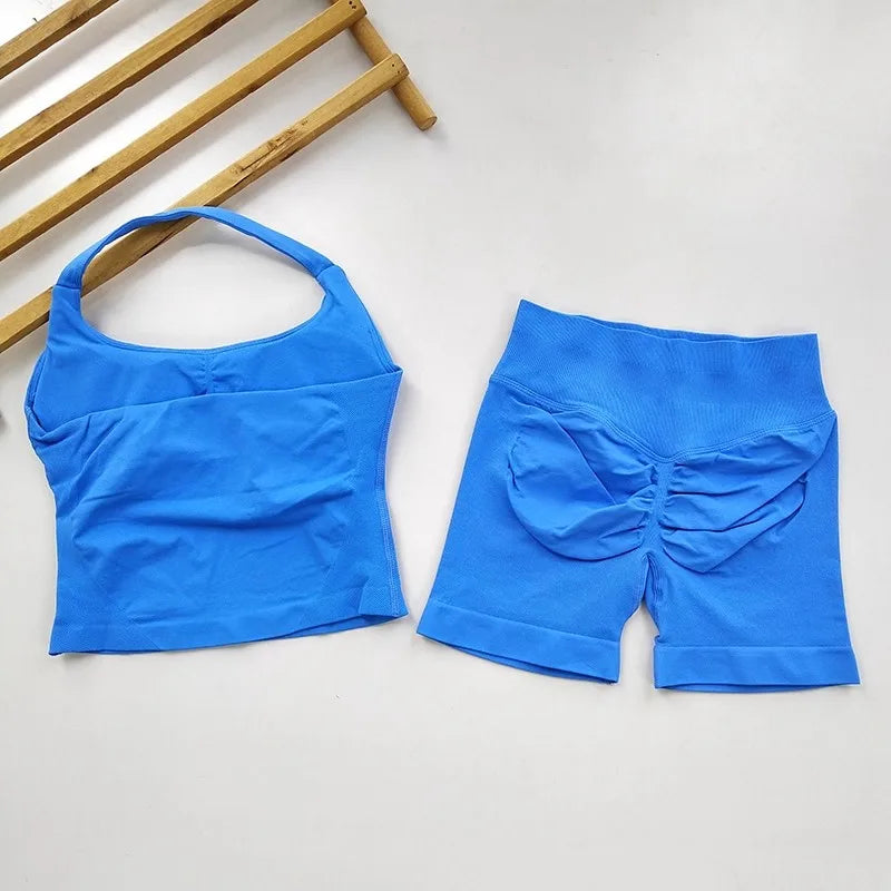 Seamless Halter Gym Set — Sculpting Top + High‑Waist Shorts
